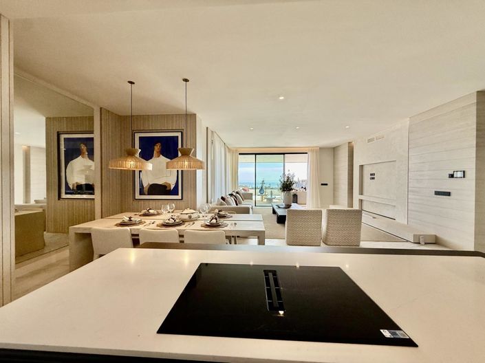 Image No.18-4 Bed Property for sale