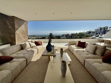 5 Bed Property for sale