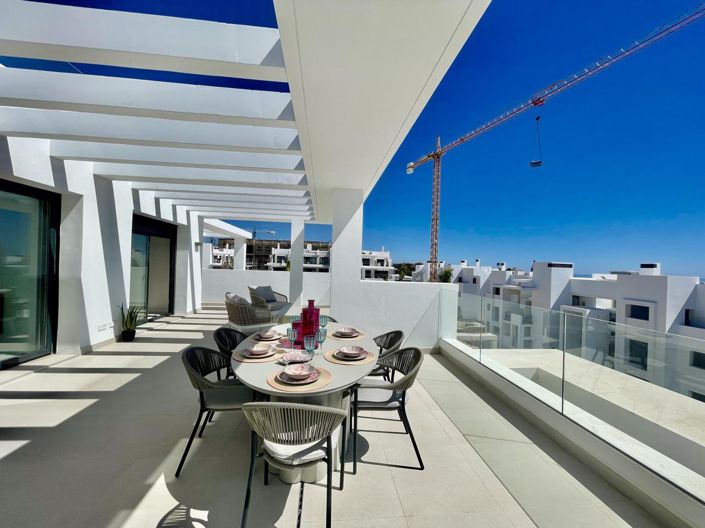 Image No.27-3 Bed Property for sale