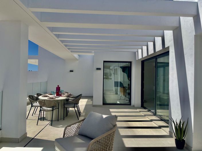 Image No.34-3 Bed Property for sale