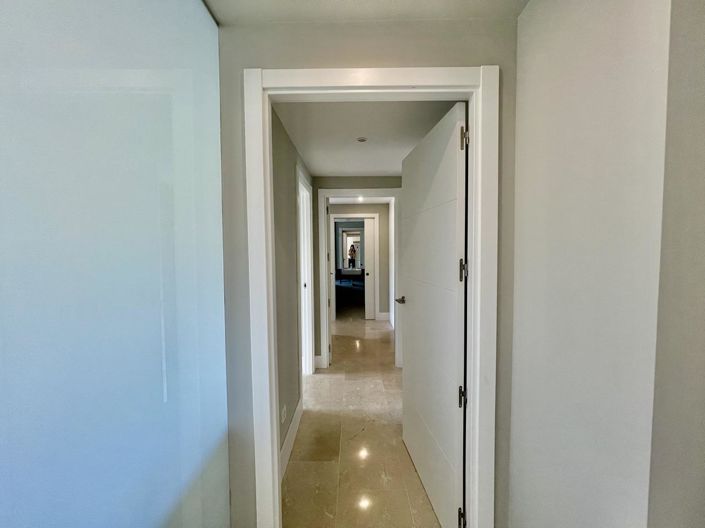 Image No.20-2 Bed Property for sale