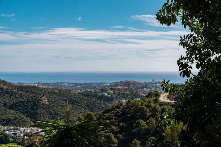 Image No.58-6 Bed Property for sale