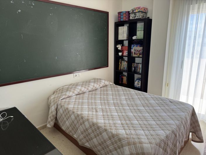 Image No.2-Propriété de 4 chambres à vendre à Estepona