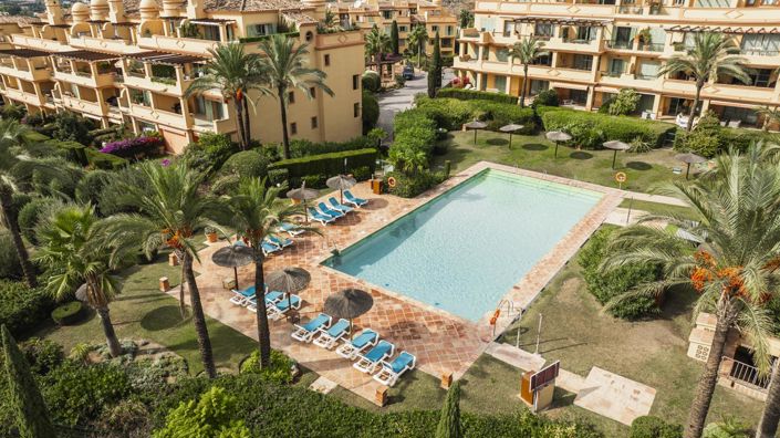 Image No.8-3 Bed Property for sale