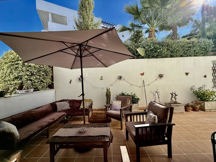 Image No.13-3 Bed Property for sale