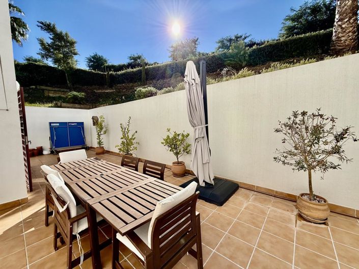 Image No.19-3 Bed Property for sale