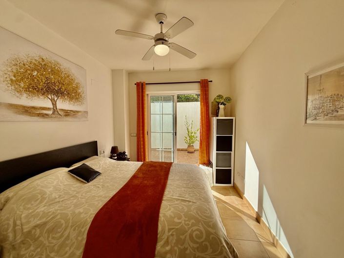 Image No.23-3 Bed Property for sale