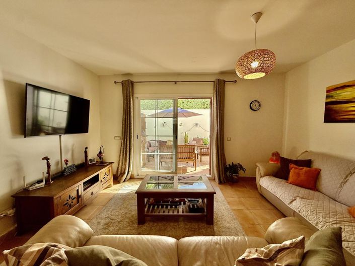 Image No.36-3 Bed Property for sale