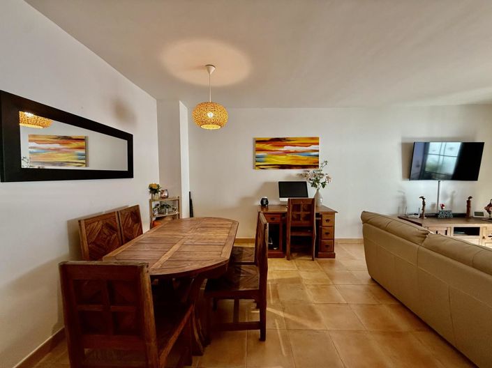 Image No.38-3 Bed Property for sale