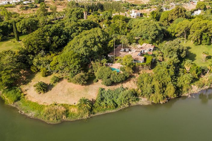 Image No.24-Propriété de 6 chambres à vendre à Estepona