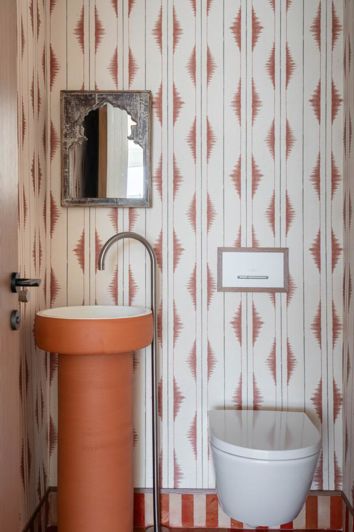 Image No.16-3 Bed Property for sale