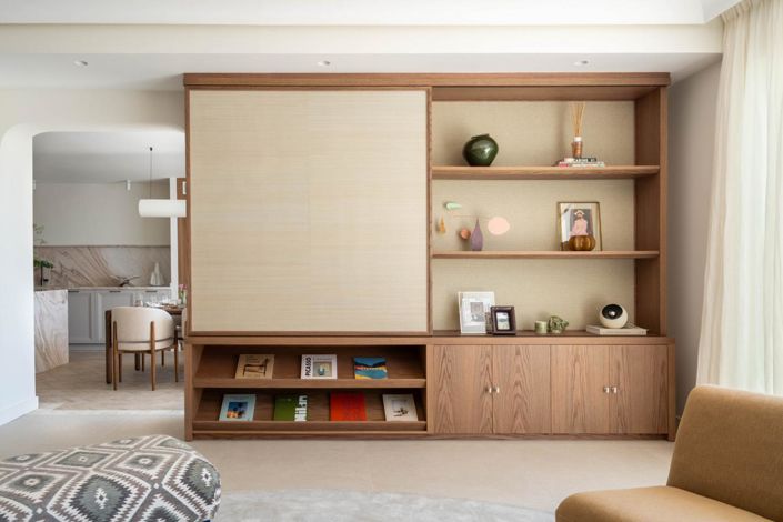 Image No.17-3 Bed Property for sale