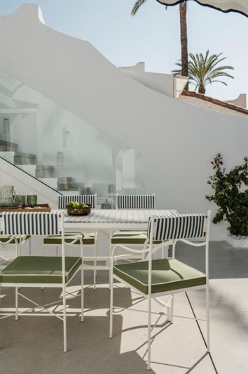 Image No.29-3 Bed Property for sale