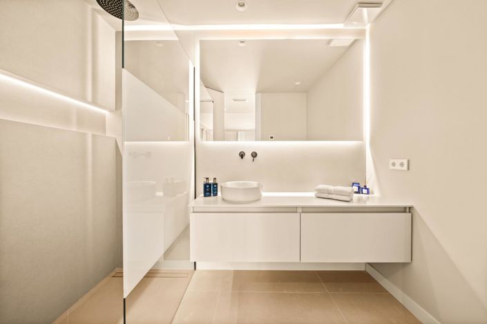 Image No.21-3 Bed Property for sale