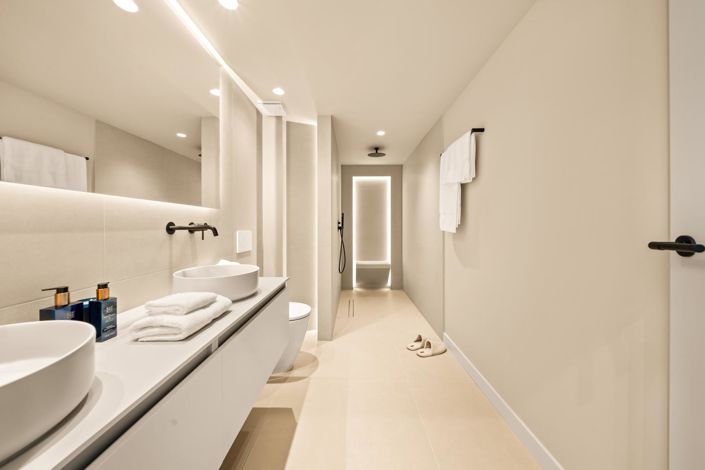 Image No.22-3 Bed Property for sale