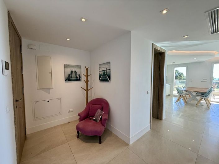 Image No.13-3 Bed Property for sale