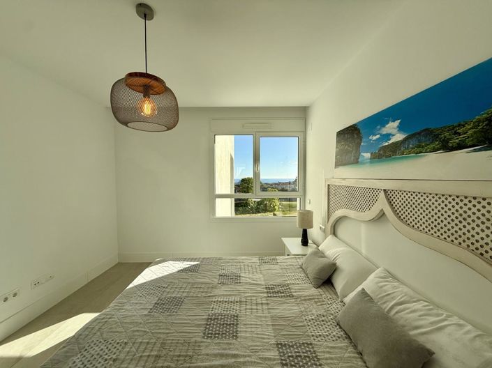 Image No.16-3 Bed Property for sale