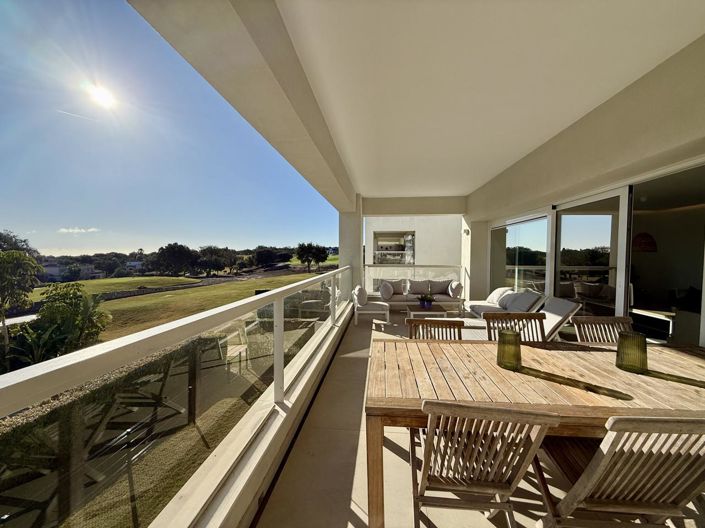 Image No.26-3 Bed Property for sale