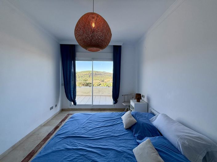 Image No.16-3 Bed Property for sale