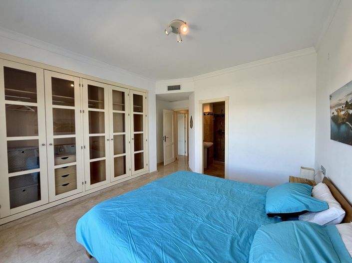 Image No.24-3 Bed Property for sale