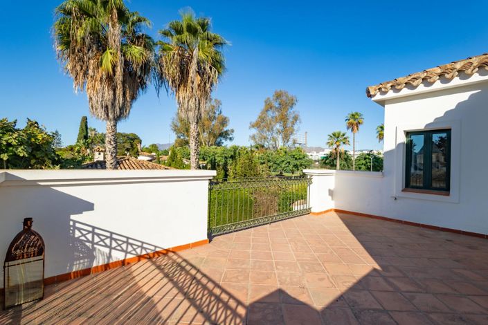 Image No.6-4 Bed Property for sale