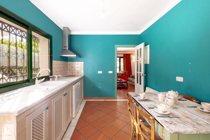 Image No.9-4 Bed Property for sale