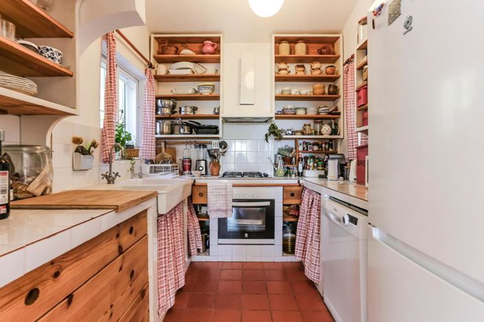 Image No.4-3 Bed Property for sale