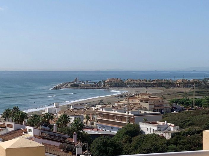 Image No.2-Propriété de 1 chambre à vendre à San Roque