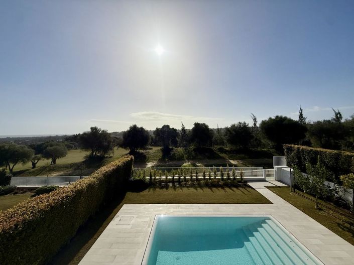 Image No.27-5 Bed Property for sale