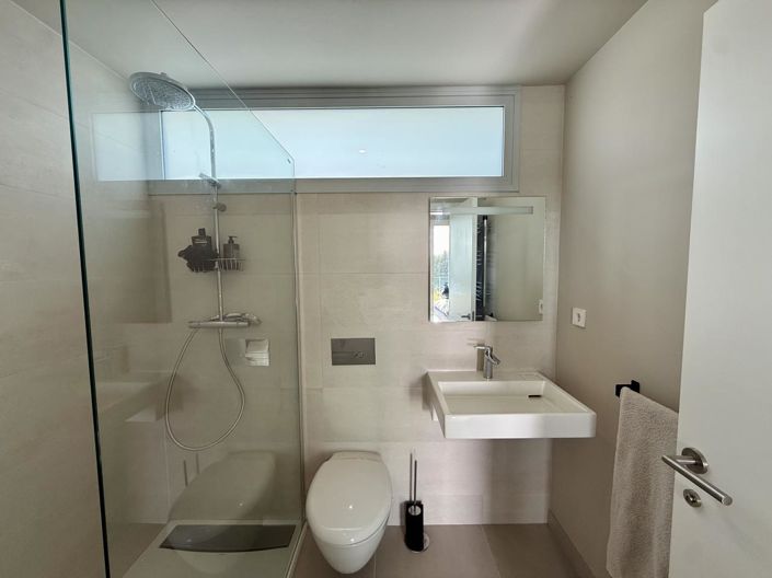 Image No.29-5 Bed Property for sale