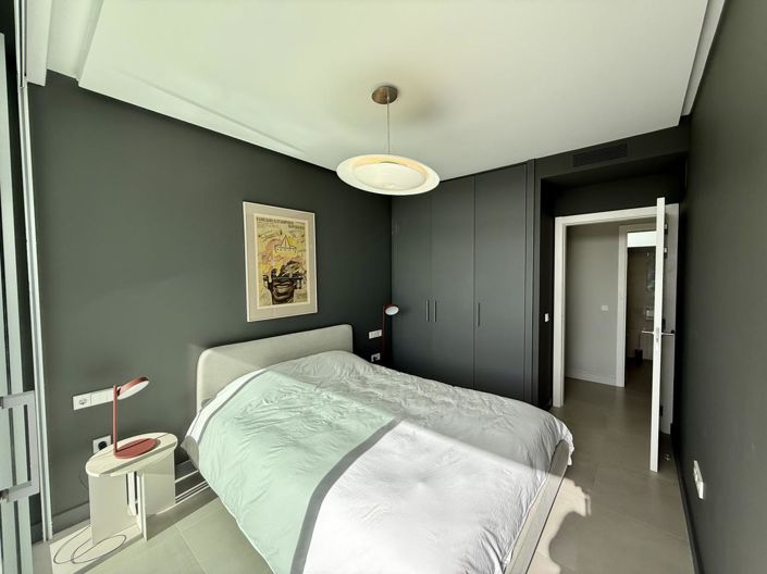 Image No.31-5 Bed Property for sale