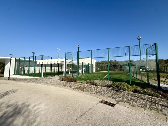 Image No.4-5 Bed Property for sale