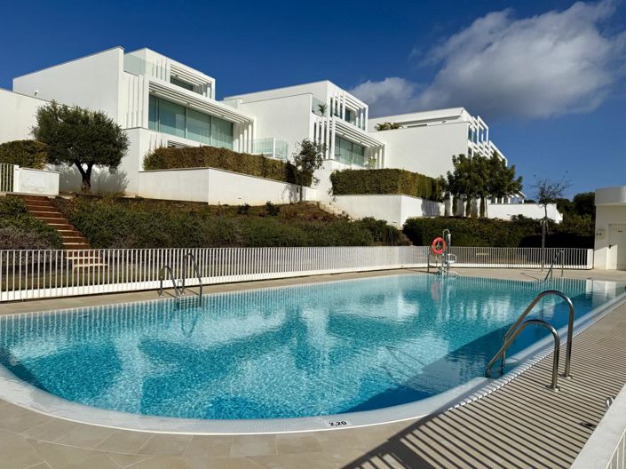 Image No.52-5 Bed Property for sale