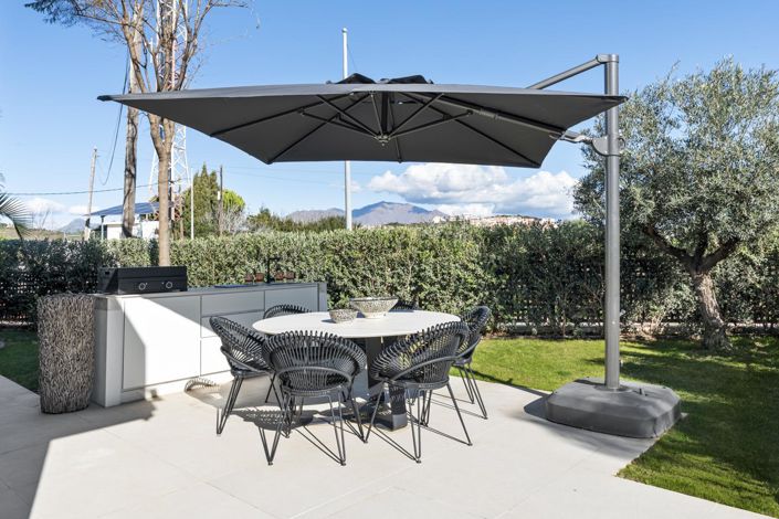 Image No.33-3 Bed Property for sale