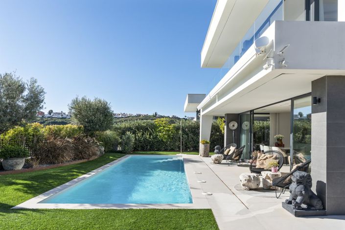 Image No.34-3 Bed Property for sale