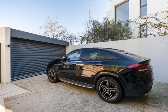 Image No.35-3 Bed Property for sale