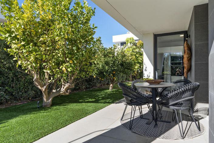 Image No.39-3 Bed Property for sale