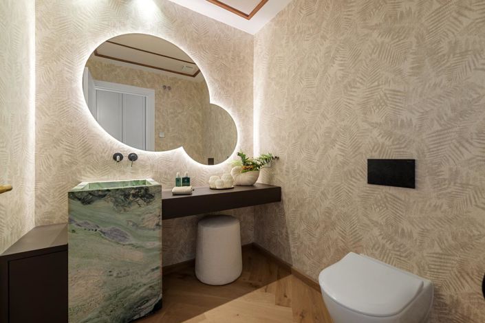 Image No.21-5 Bed Property for sale