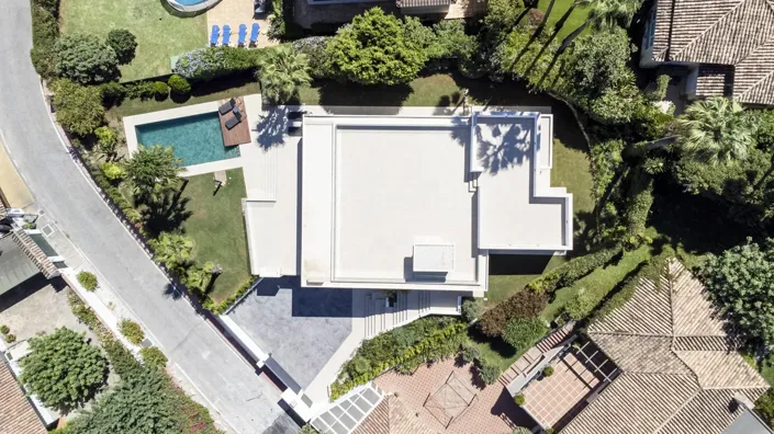 Image No.54-4 Bed Property for sale