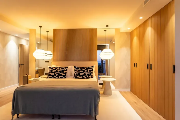 Image No.22-4 Bed Property for sale