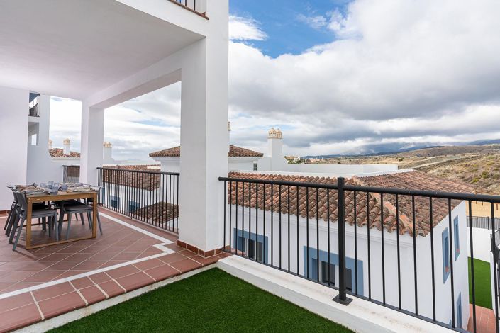 Image No.11-3 Bed Property for sale