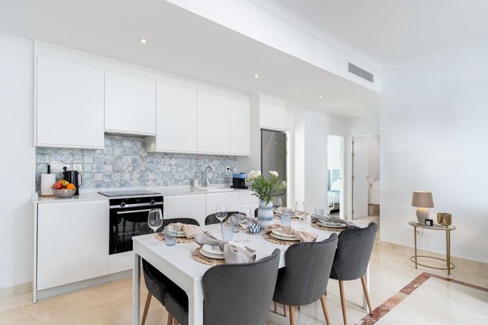 Image No.2-3 Bed Property for sale