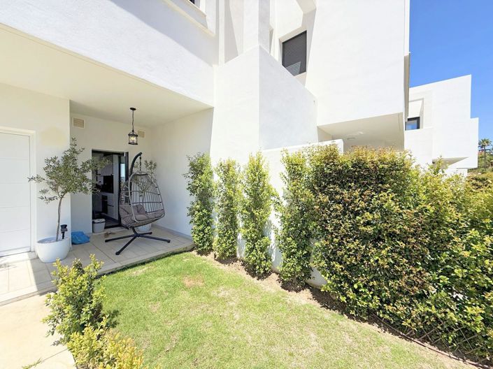 Image No.23-3 Bed Property for sale