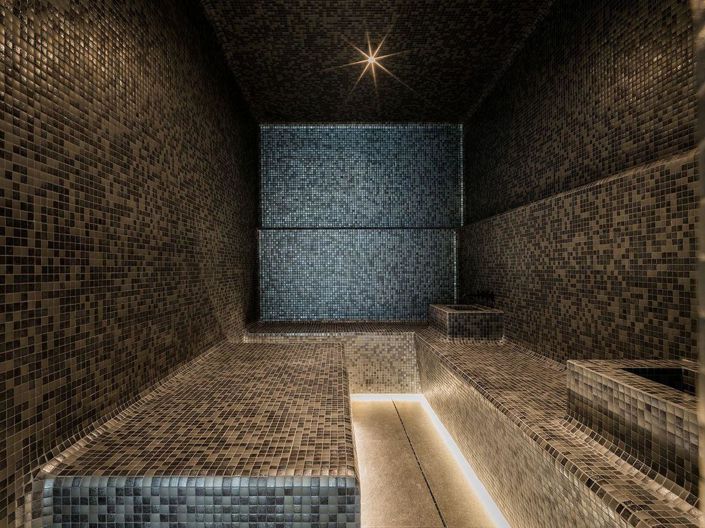 Image No.36-7 Bed Property for sale