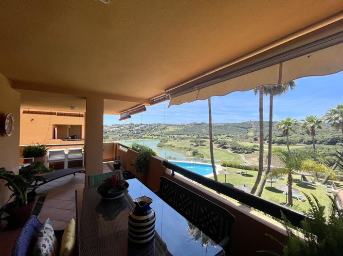 Image No.17-2 Bed Property for sale