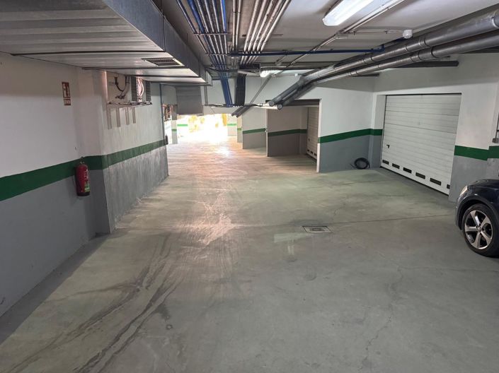 Image No.22-4 Bed Property for sale