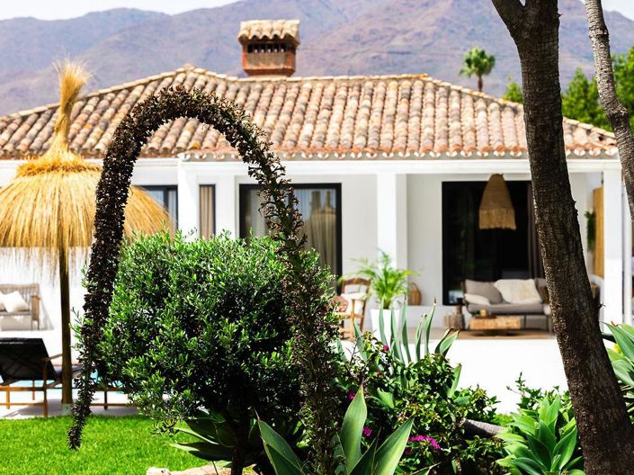 Image No.28-3 Bed Property for sale