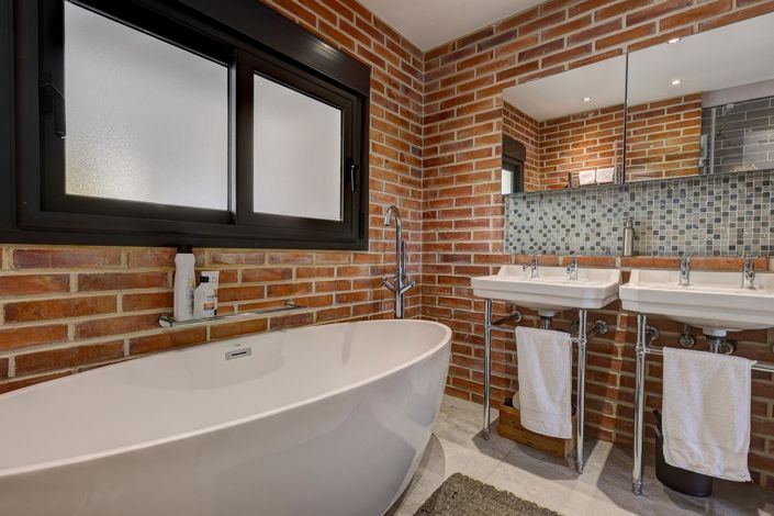 Image No.16-Propriété de 4 chambres à vendre à Casares