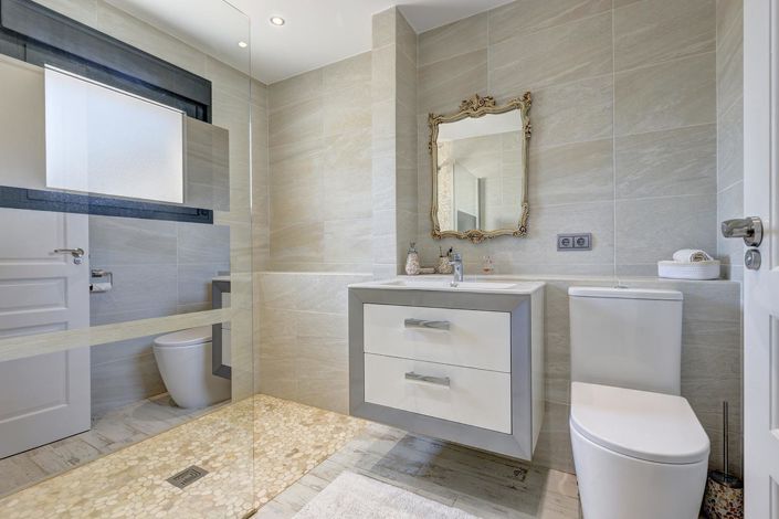 Image No.21-Propriété de 4 chambres à vendre à Casares