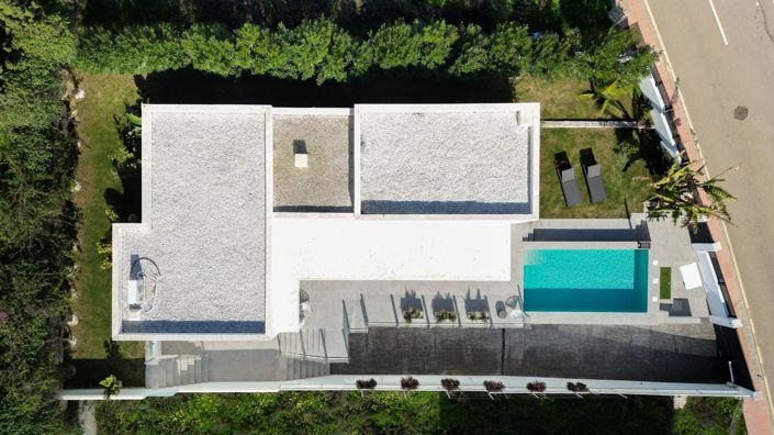 Image No.40-3 Bed Property for sale